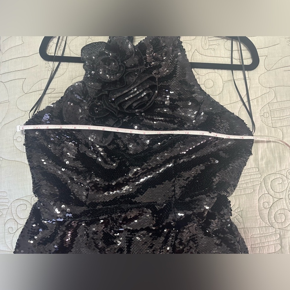 NWT Milly Sabine 3D Sequin Rosette Column Gown Si… - image 9